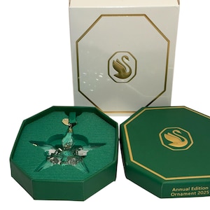 Swarovski Crystal 2025 Ornament, Swarovski 5691172, Swarovski Annual Snowflake 2025, New in Box with Tags and Outer Sleeve