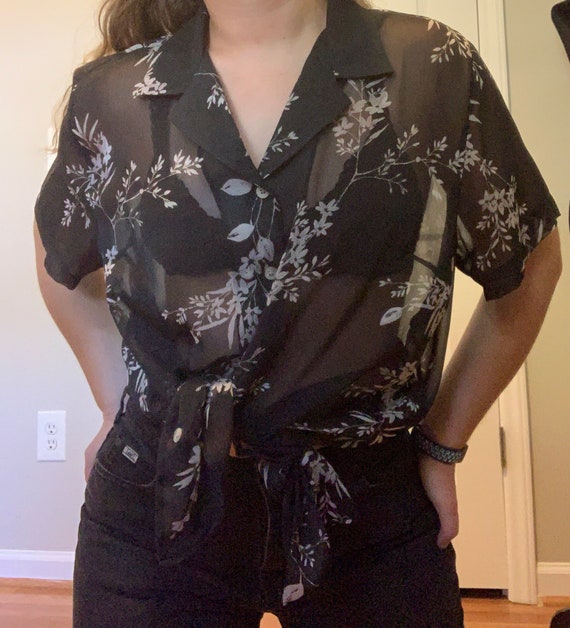 Vintage 90s Shear Collared Button-Up Short Sleeve