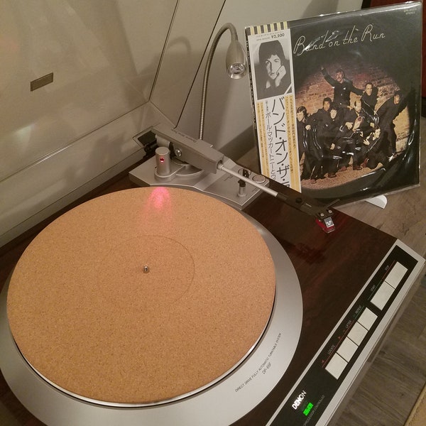 Custom Turntable Slipmat Anti-Static Cork Mat - 1/8" Thick Vinyl Record Player Pad, Receding Center, Improves Sound, Reduces Noise