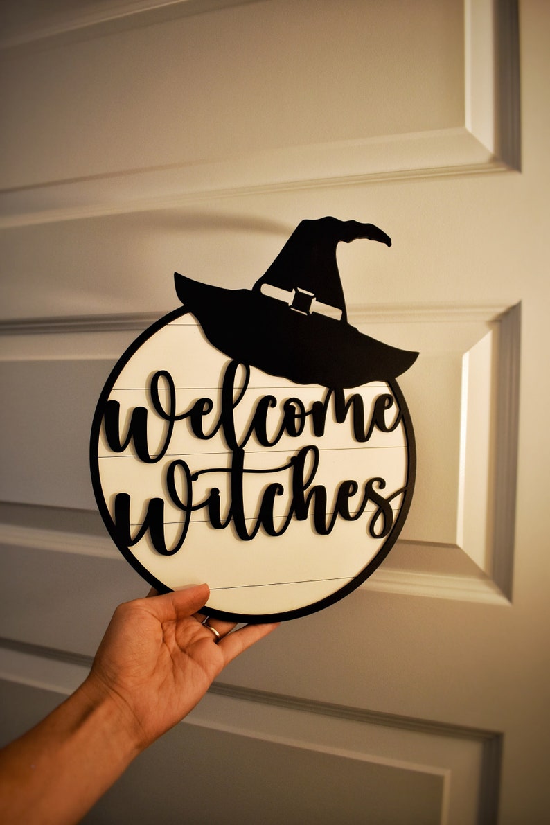 Welcome Witches Halloween Door Sign Decor image 2