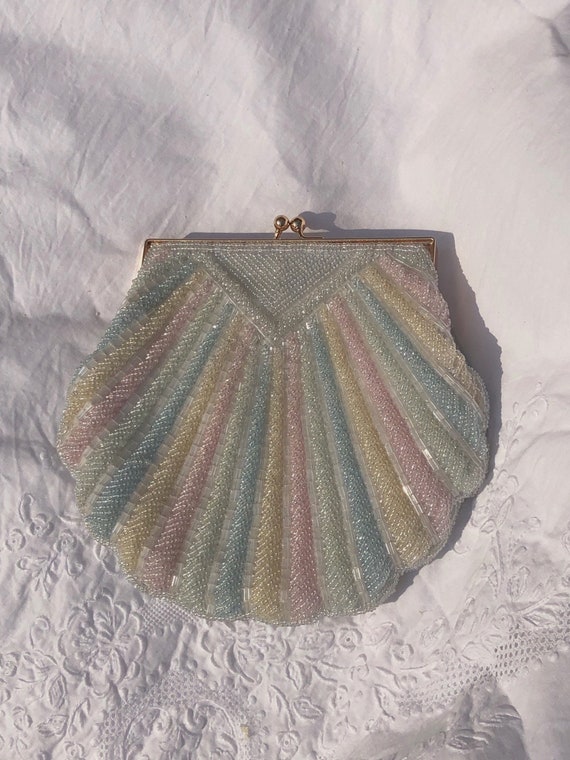 Vintage Rainbow Pastel Color Beaded Shell Evening Bag, Soft Baby Colors  Sparkly Iridescent Hand-beaded Clam Party Clutch Bag