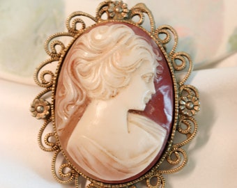 Vintage 60's Rose Pink Victorian Lady Cameo Brooch, Flower Gold Filigree Antiqued Bronze Setting Brooch, Vintage Gold Cameo Pin