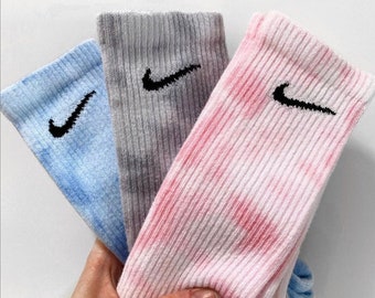 الشمع شيوعي فكرة diy tie dye nike socks 