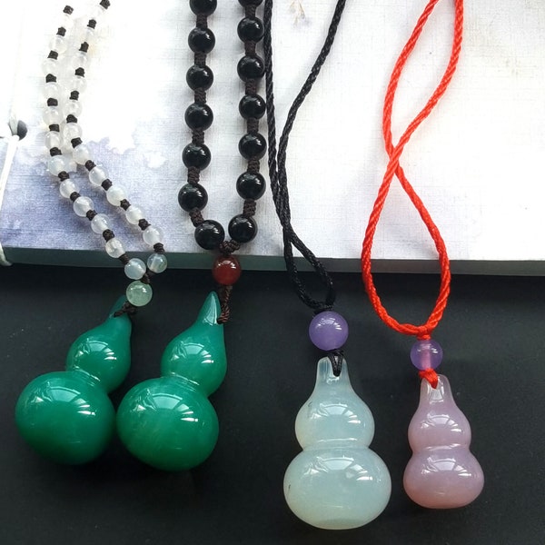 Good lucky,Gourd,Natural green,pink,white Chalcedony Agate stone Pendant,Reiki Healing,rope beaded necklace,amulet