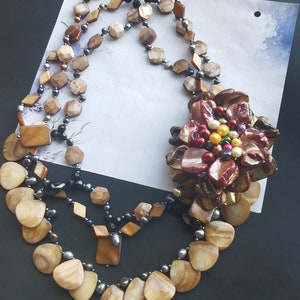 3rows faceted brown shell mop,Freshwater pearl,black crystal glass beads,flower hand beaded necklace,Statement weave Necklace, 19&quot; -06