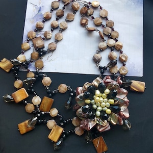 3rows faceted brown shell mop,Freshwater pearl,black crystal glass beads,flower hand beaded necklace,Statement weave Necklace, 17&quot; -06