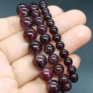 Wine garnet bracelet,healing crystal, mother gift Bracelet,natural gemstone beaded bracelet,good luck,Wedding gift,Elastic thread