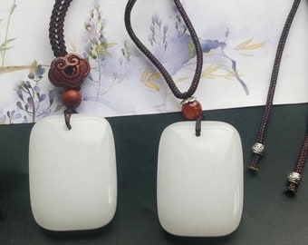 Collier avec pendentif en jade blanc : amulette porte-bonheur, chaîne en corde de 61 cm
