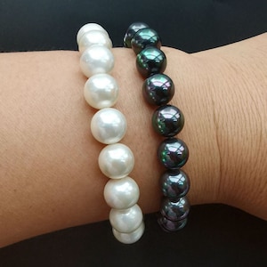 Round White/Black Shell pearl bracelet,good luck bracelet,Yoga bracelet,woman bracelet,Wedding gift