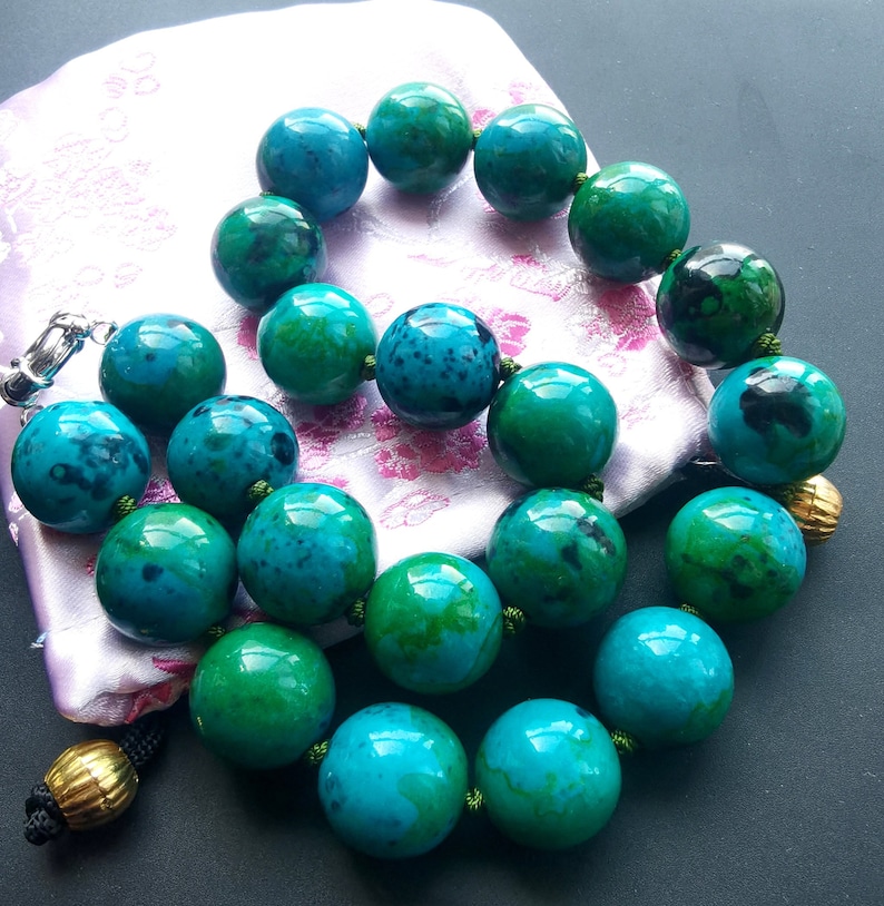Collana rotonda con perline grosse di azzurrite liscia, 1635, 16mm/18mm/20mm, ciondolo Collana annodata con pietre preziose verdi blu, gioielli uomo donna immagine 1