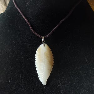 Leaf carving natural jade stone amulet pendant,double face,protector,amulet,Rope adjustable necklace,Healing gemstone,Good Luck,best gift