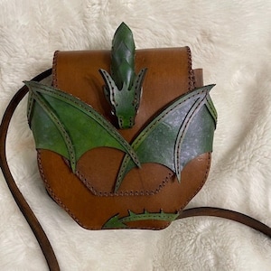 Dragon Bag, Dragon Purse, Renaissance, Fourth Wing, Dragon, Leather Dragon Bag, Crossbody Dragon Bag, Hunters Bag, Sporran Bag