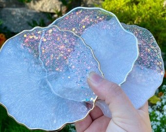 White opal glitter coasters, handmade epoxy resin coasters with geode / agate shape, SET OF 2