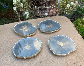 Gray and gold resin coasters, geode agate style coasters, gray coasters with gold accents, handmade resin coaster sets, unique home decor