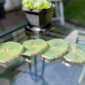 Shimmering sage green coasters with gold accents, handmade epoxy resin coasters with unique geode shapes, agate style coaster set of 2 or 4