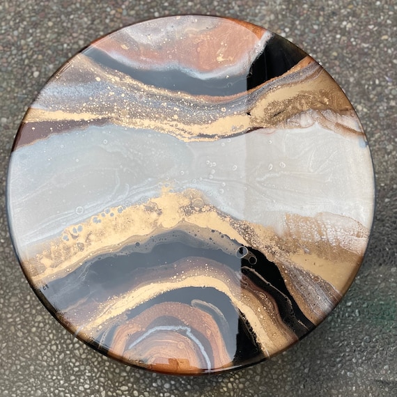 Lazy susan turntable handmade with resin on solid wood, abstract geode resinart centerpiece, golden bronze shades with texture, custom size