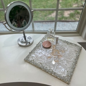 Square tray with glass rim - swirly pearly style, handmade resin tray in pearl white and gold with lots of swirls! custom sizes available