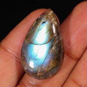 Natural Labradorite Pear Cabochon: Jewelry Making Gemstone (32x20x7mm, 35.00 Ct)