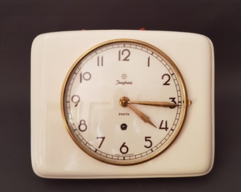 Junghans Exacta wall clock, kitchen clock 50s Germany