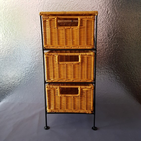 Eisen-Rattan Regal, Bad Regal mit Metallgestell und drei Schubladen