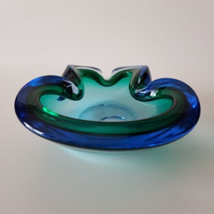 Blue-green Sommerso ashtray made of Murano glass by Flavio Poli, Italy 1960s