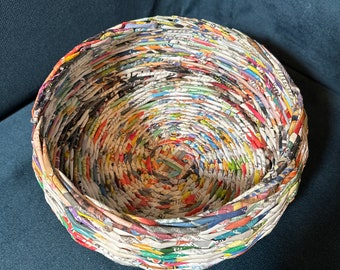 Recycled Newspaper Magazine Woven Weaving Rounded 10” Paper Basket