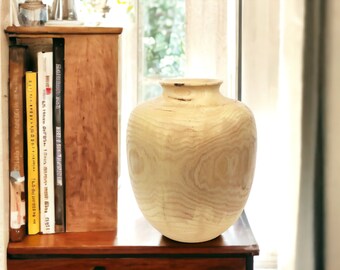 Handcrafted Wood Vase,gift for her,holiday decor,rustic decorative vase, handmade bud vase,flower vase Mothers day gift for Mom