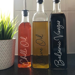 Personalised olive oil pourer bottles - 250ml & 500ml - 3 FONTS