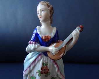 Porcelain figure, musician, Sitzendorfer Manufaktur