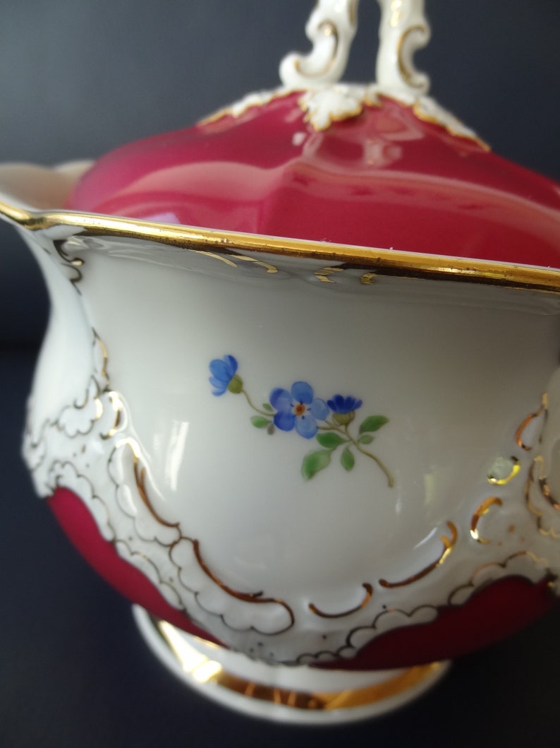 Meissen porcelain, large bonbonniere image 6