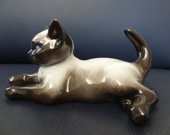 Rosenthal porcelain cat, designed by F. Heidenreich