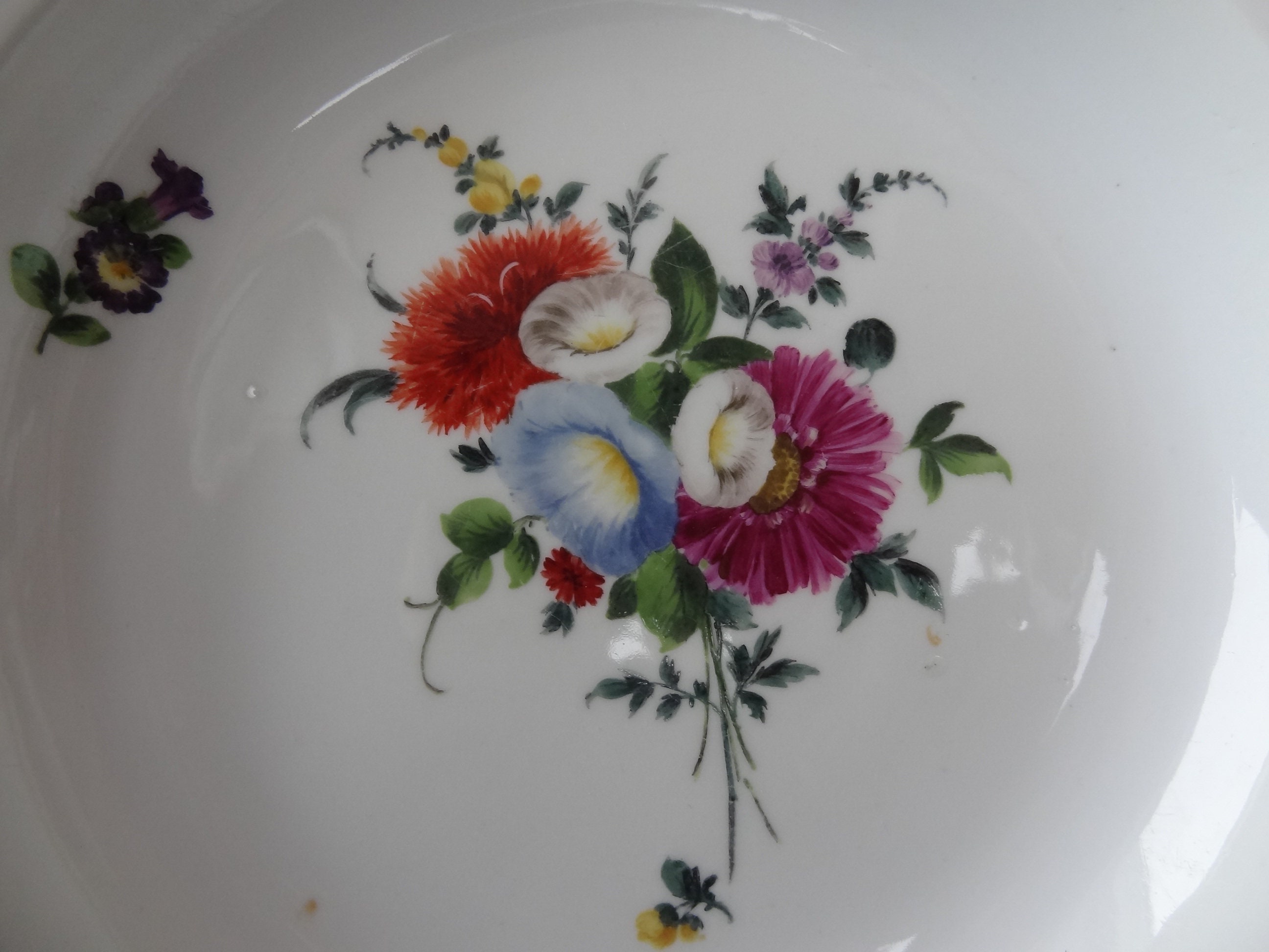 マイセンのスープ皿、ツタと花、1763～1774年 - Etsy 日本
