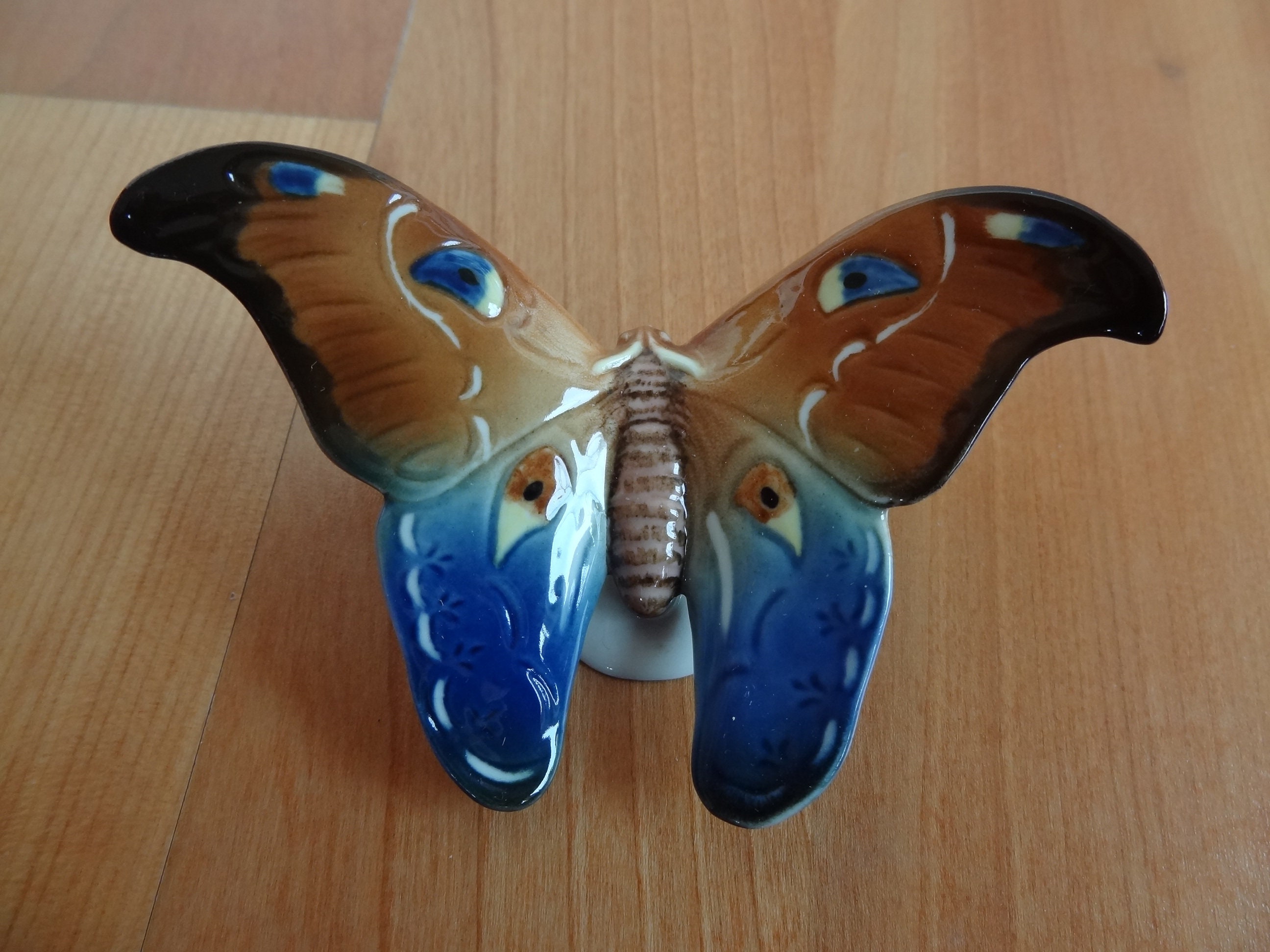 Butterfly Brown Jumbo 6.25x6 Inches Fake Butterfly Artificial 