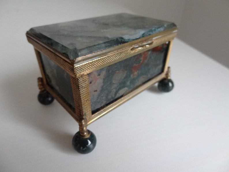 Antique box made of moss agate on ball feet image 4