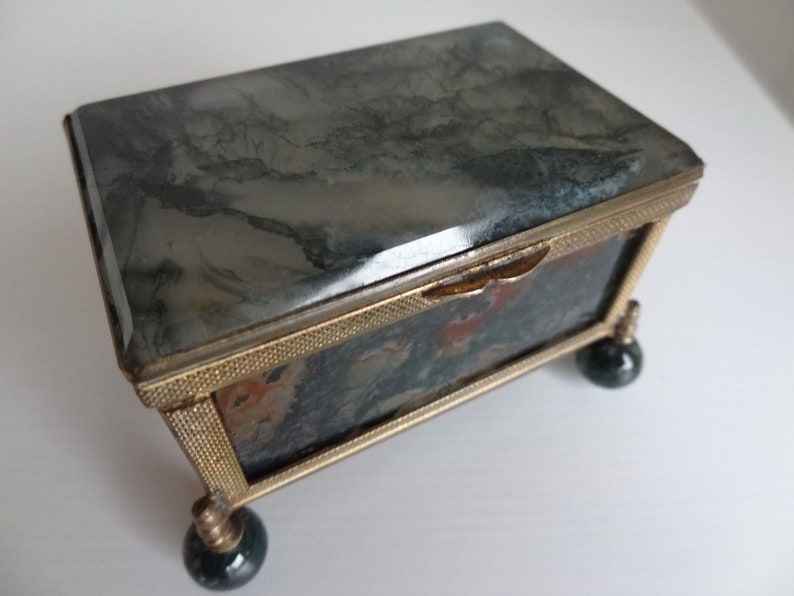 Antique box made of moss agate on ball feet image 3