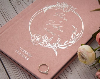 Wedding Planner Personalized, Velvety, Luxury Wedding Planner Journal, Engagement Gift for Bride and Groom, Wedding Checklist Organizer