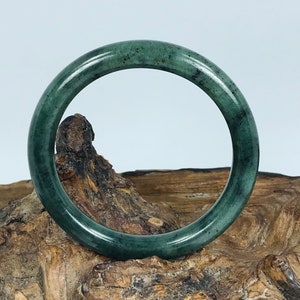 57.2mm Princess Cut Emerald Green with Black and Milky White Authentic Untreated Burmese Grade A Jadeite Jade Bangle/Jadeite/MOJ0623