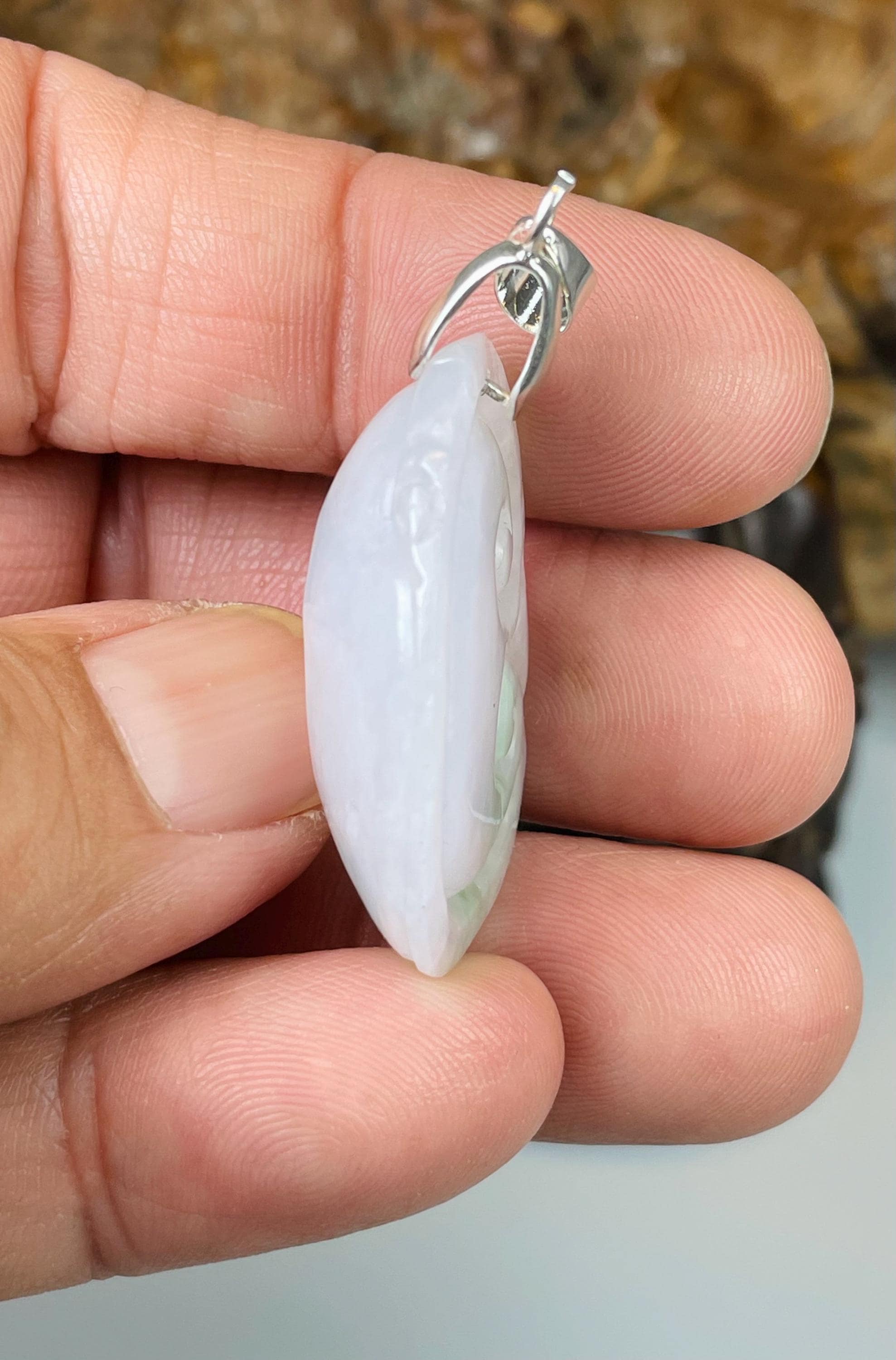 ❁Mayumi❁特別ご依頼品 Icy Lavender Milky White Jadeite Jade Lucky Ruyi Pendant