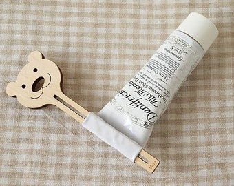 Oso de prensa de pasta de dientes. Archivos cortados por láser SVG DXF CDR planes vectoriales, archivos Descarga instantánea, corte cnc, corte láser. 692