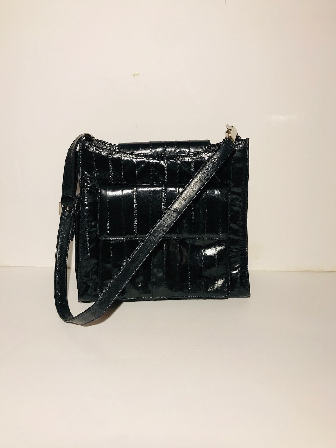 Lee Sands purse. 80s Eel skin purse. Crossbody adjustable | Etsy