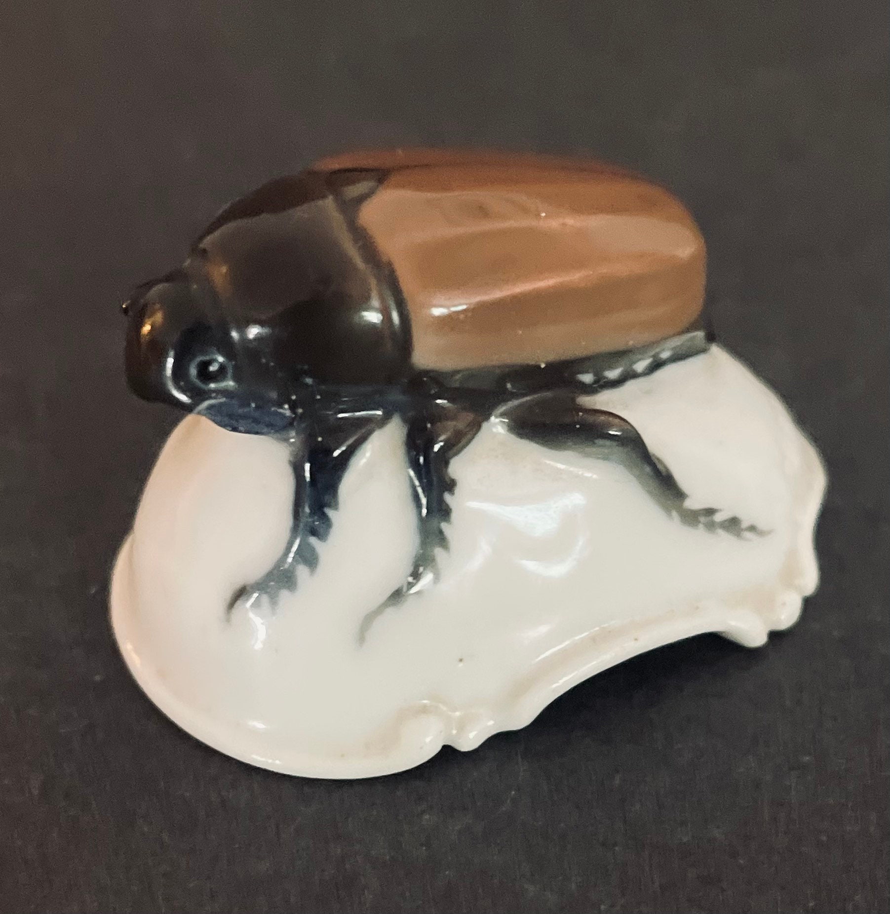 Rosenthal, Germany porcelain beetle figurine. Karl Himmelstoss. Ceramic dung beetle. Scarab figurine. June bug. Rosenthal collectors. Totem. - .br Rosenthal, Germany porcelain beetle figurine. Karl Himmelstoss. Ceramic dung beetle. Scarab figurine. June bug. Rosenthal collectors. Totem. - .br
