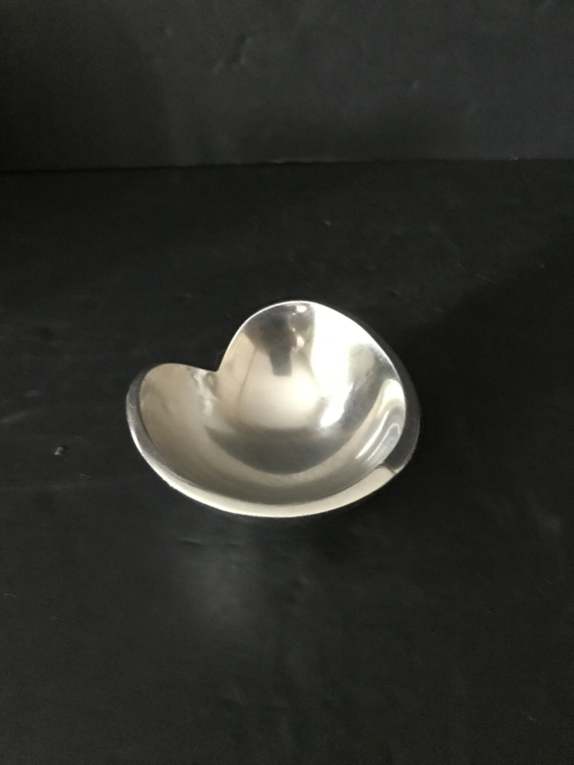 Nambe silver heart bowl. Nambe trinket dish. Nambe love bowl. Etsy