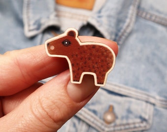 Capybara - pin badge - wooden animal brooch - cute animal accessories - gift for teenager - eco friendly gift - sustainable wooden jewellery