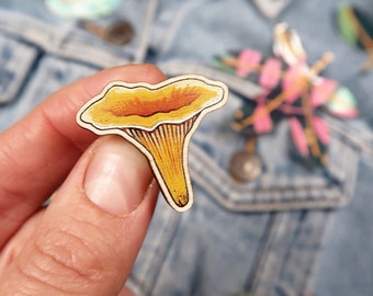 Chanterelle - mushroom pin badge - wild mushroom lover - wooden jewellery - nature inspired accessories - stocking filler - yellow girolle