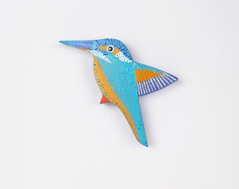 Kingfisher hanging ornament - wall art gallery - miniature bird - river wall art - wooden wall decor - British birds - gift for mom