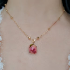 Pressed Flower in Resin Necklace Pink Blooming Rose 18k Gold Plated Chain, Dried Flower Jewelry, Real Flower