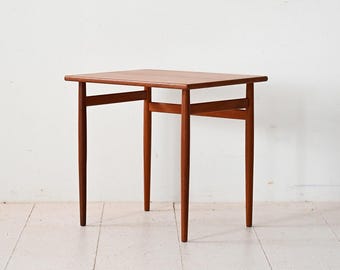 Vintage Scandinavian Teak Coffee Table, 1950s-60s Mid-Century Design