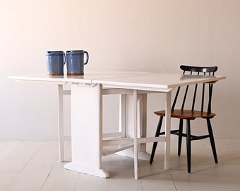 Table à manger vintage en scories avec ailes extensibles | Pin massif | Design Scandinave