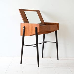 Vintage Scandinavian Teak Lift-Top Table with Storage Compartment, 1960s Entryway Console