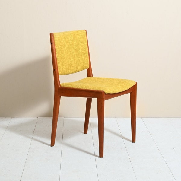 Mid-Century Danish Teak Chair from the '50s/'60s with New Upholstery, Vintage Scandinavian Design